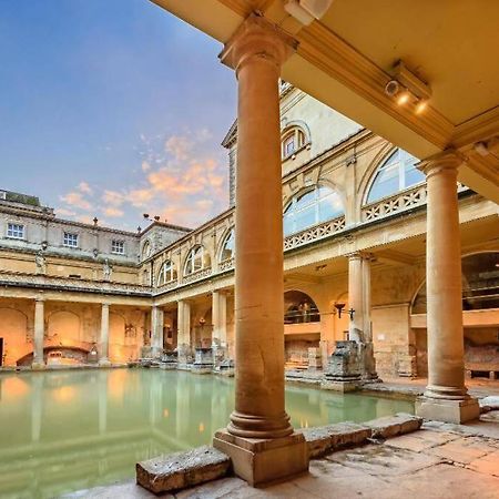 Beautiful Bath Apartment In Central Milsom Street Exterior foto