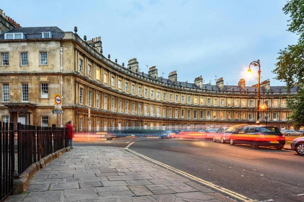 Beautiful Bath Apartment In Central Milsom Street Exterior foto