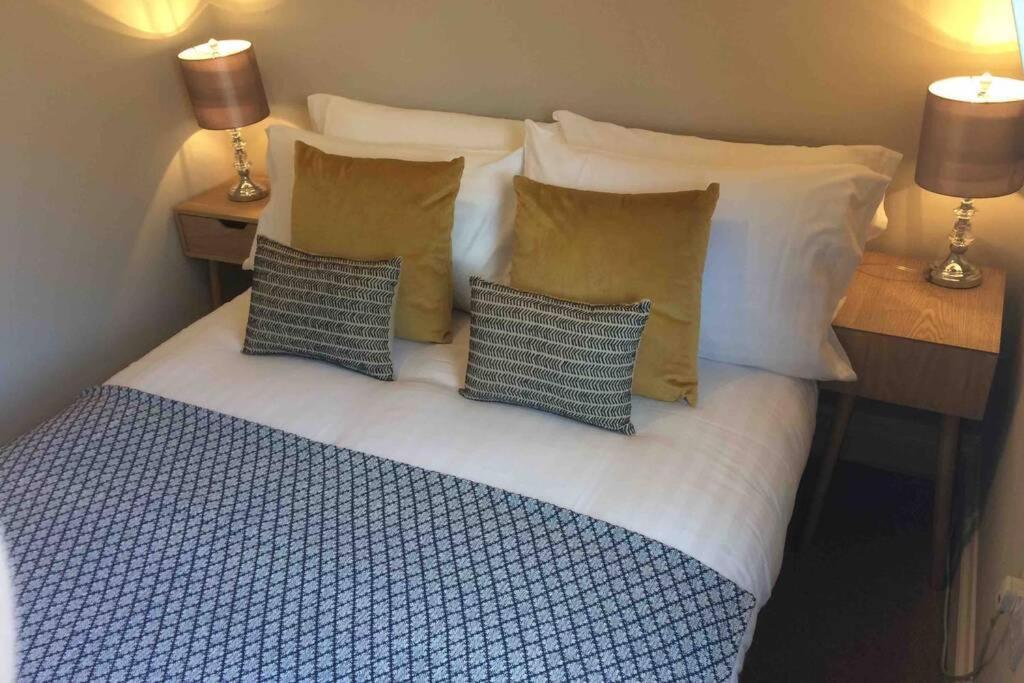 Beautiful Bath Apartment In Central Milsom Street Exterior foto