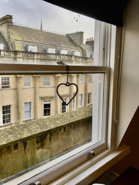 Beautiful Bath Apartment In Central Milsom Street Exterior foto